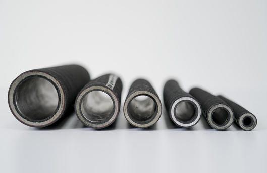 Syntetisk gummislange