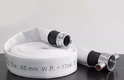 Dobbel jakke brannslange